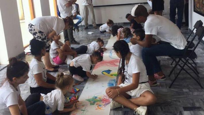 Actividad con niños-La Farmacia-Maxima Estudio-Taller Actividad con niños-La Farmacia-Maxima Estudio-Taller